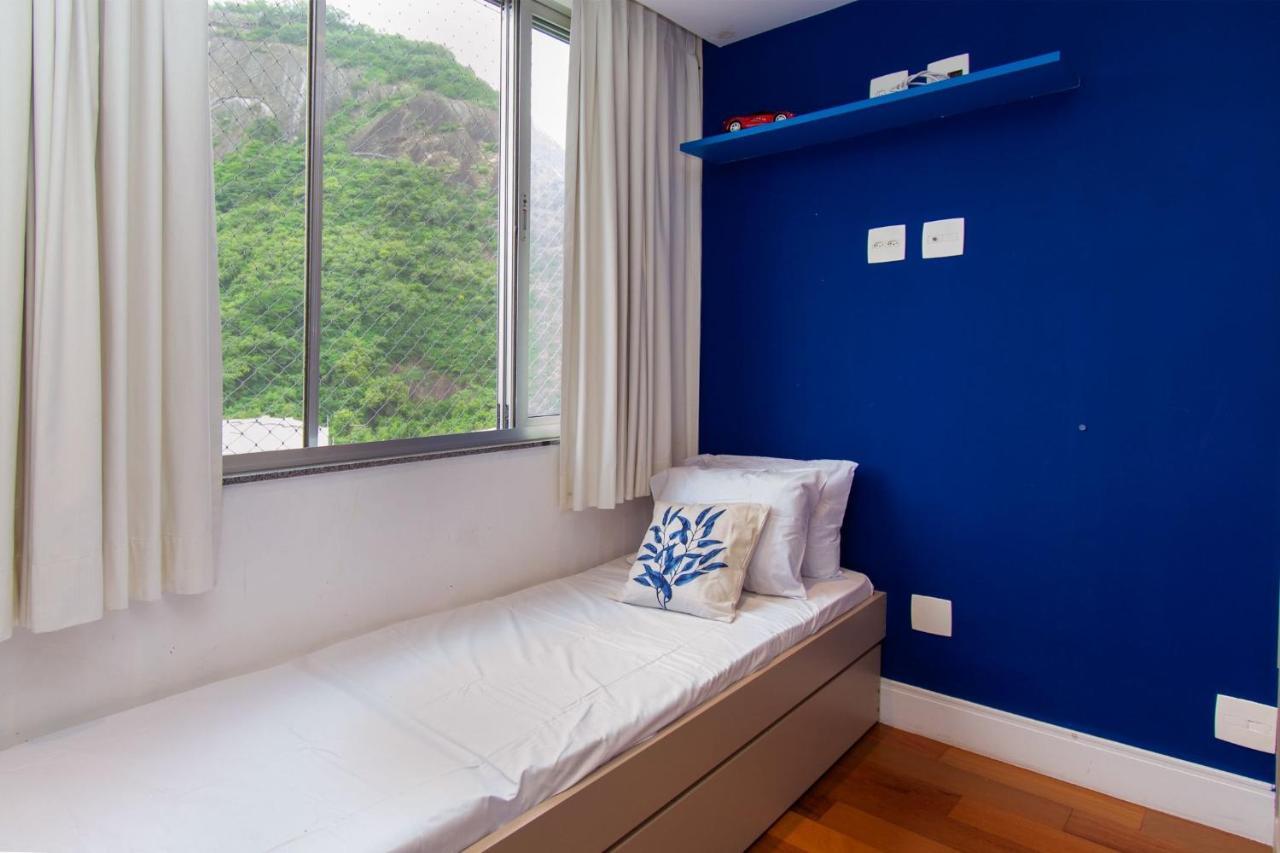 Apartamento Urca Design - Luxo, Garagem, Piscina *